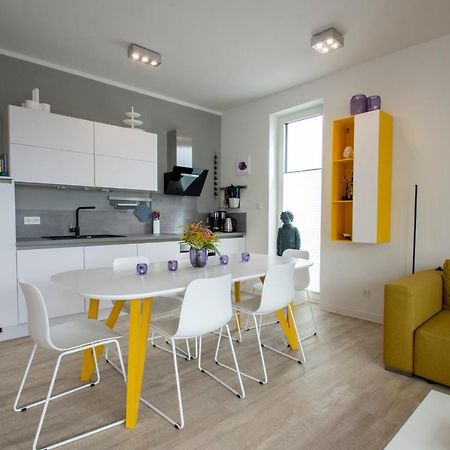 Albert-Inn-Glowe - Barrierefrei & 3 Schlafzimmer & Coworking & Strandkorb-Saisonal & Sauna Im Haus & Fahrraeder Bagian luar foto