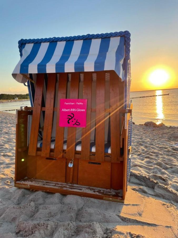 Albert-Inn-Glowe - Barrierefrei & 3 Schlafzimmer & Coworking & Strandkorb-Saisonal & Sauna Im Haus & Fahrraeder Bagian luar foto