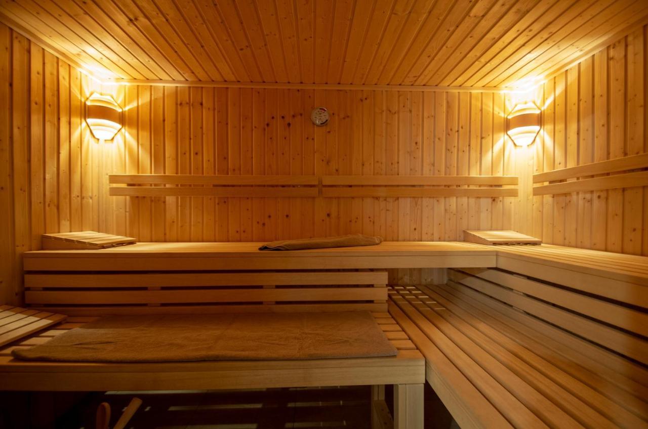 Albert-Inn-Glowe - Barrierefrei & 3 Schlafzimmer & Coworking & Strandkorb-Saisonal & Sauna Im Haus & Fahrraeder Bagian luar foto