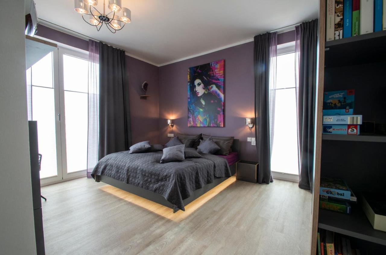 Albert-Inn-Glowe - Barrierefrei & 3 Schlafzimmer & Coworking & Strandkorb-Saisonal & Sauna Im Haus & Fahrraeder Bagian luar foto