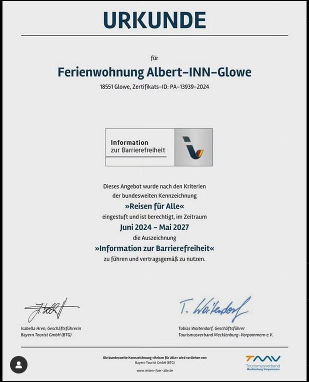 Albert-Inn-Glowe - Barrierefrei & 3 Schlafzimmer & Coworking & Strandkorb-Saisonal & Sauna Im Haus & Fahrraeder Bagian luar foto